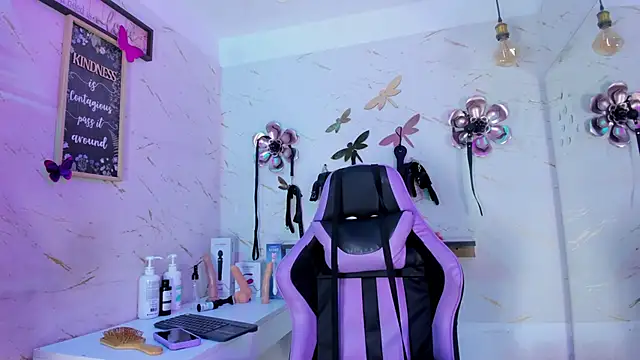 Natasha-Adams online show from 03.26.26