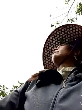 tcm-cute online show from 09.14.25