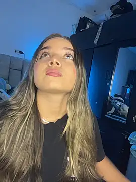 AnnyLopezzz  online show from 03.07.26