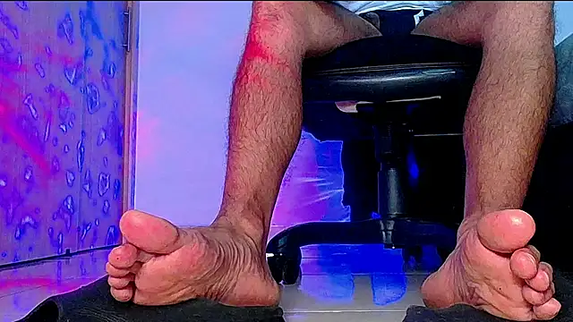 Snapshot of Sir_kev66 chatting on 10.06.25 Sir kev66 online show from 10.06.25