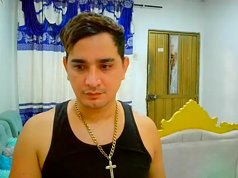 JHOVA23CM online show from 10.10.25