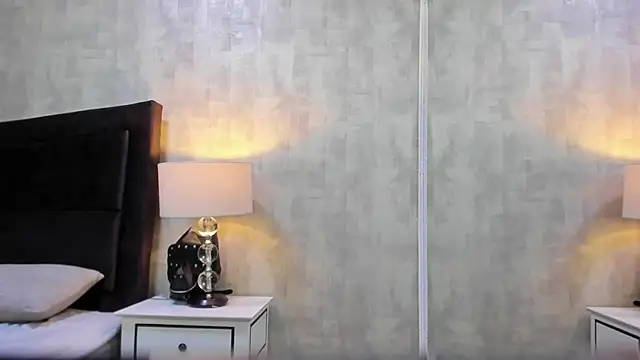 Snapshot of BarbaraLeython1 chatting on 09.24.25 BarbaraLeython1 online show from 09.24.25