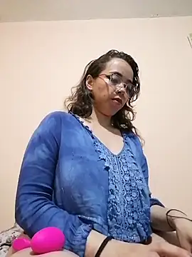 BarbaraLeython1 online show from 11.18.25