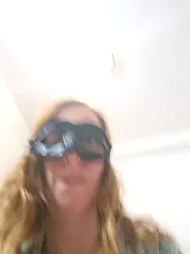 Margarita2500 online show from 10.19.25