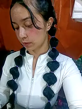 Sol Sunny online show from 06.08.26
