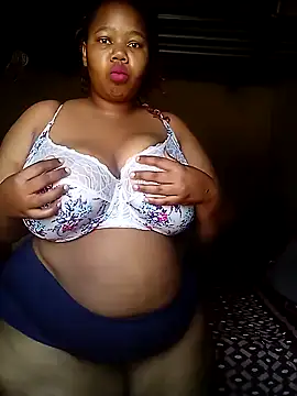 Curvycandy95 online show from 09.10.25