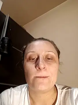 Snapshot of ariam8990 chatting on 11.11.25 ariam8990 online show from 11.11.25