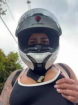 AlannaEvons online show from 03.17.26