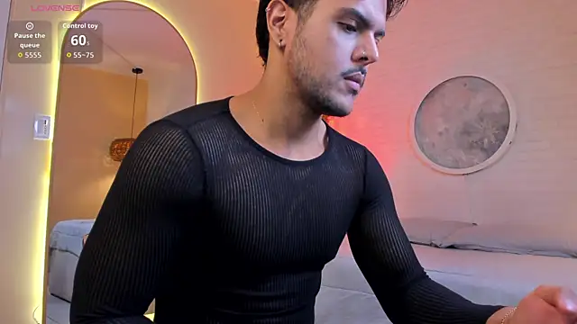 Snapshot of thiago_mercer chatting on 10.14.25 thiago mercer online show from 10.14.25