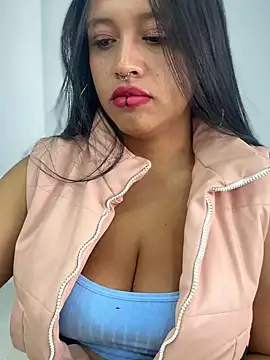 -Mia1 online show from 11.25.25