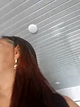 Snapshot of maleja23 chatting on 09.18.25 maleja23 online show from 09.18.25