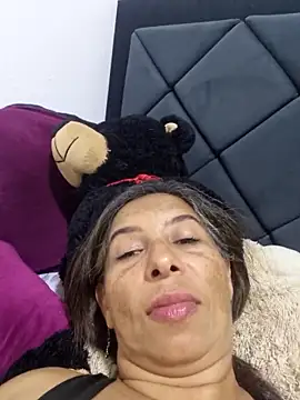 Snapshot of maleja23 chatting on 09.25.25 maleja23 online show from 09.25.25