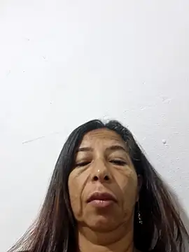 Snapshot of maleja23 chatting on 09.28.25 maleja23 online show from 09.28.25