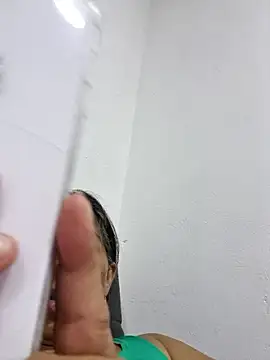 Snapshot of maleja23 chatting on 10.07.25 maleja23 online show from 10.07.25