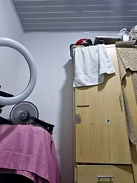 Snapshot of maleja23 chatting on 10.21.25 maleja23 online show from 10.21.25