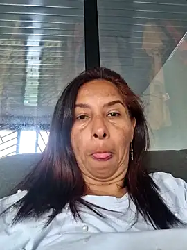 Snapshot of maleja23 chatting on 10.22.25 maleja23 online show from 10.22.25