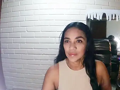 MiiaVelasquez online show from 11.08.25