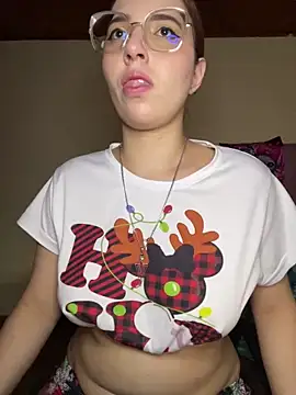 CoraVibes online show from 12.14.25