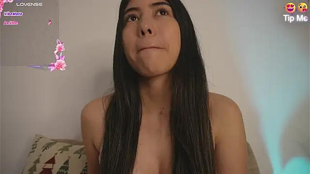 Roxybeautyy online show from 03.05.26