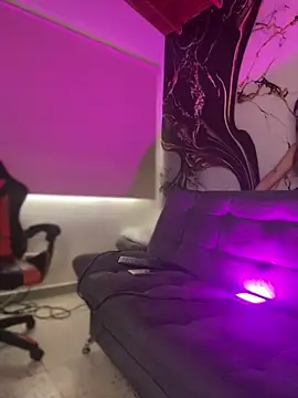 Snapshot of MelissaAlCapone chatting on 11.06.25 MelissaAlCapone online show from 11.06.25