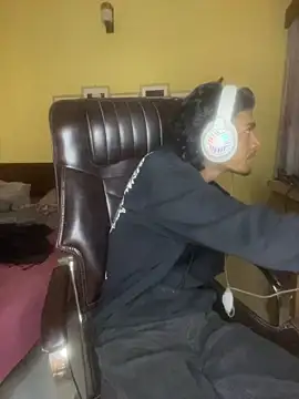 thecatfish online show from 11.25.25