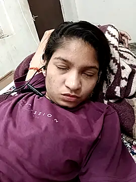 Snapshot of Hotty-sofiya chatting on 10.13.25 Hotty-sofiya online show from 10.13.25