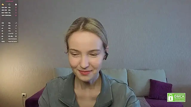 Snapshot of HongTomczak chatting on 06.30.26 HongTomczak online show from 06.30.26