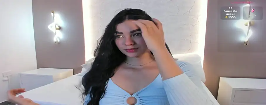 Snapshot of emily_tolson chatting on 12.16.25 emily tolson online show from 12.16.25