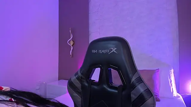 emily tolson online show from 03.28.26