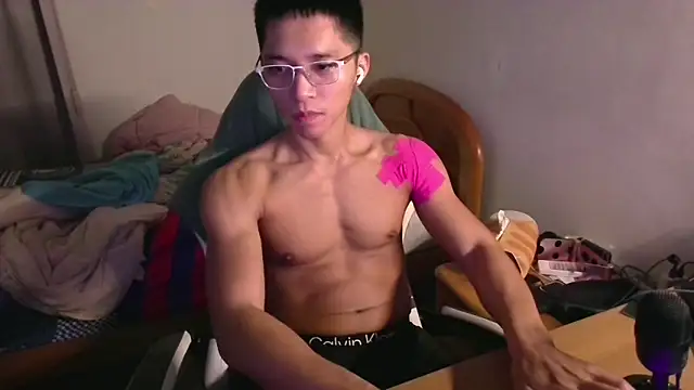 iron0401 online show from 02.26.26