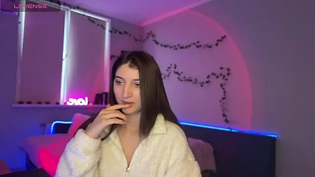 kitty kristy1 online show from 04.18.26