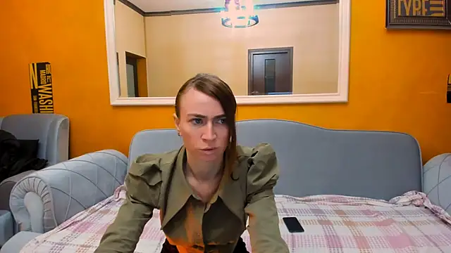 Snapshot of Roxee33 chatting on 12.15.25 Roxee33 online show from 12.15.25