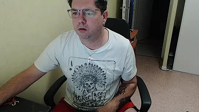 blueandwhite1 online show from 12.11.24