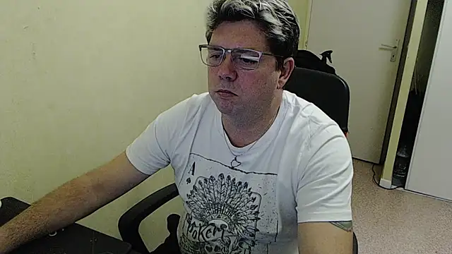 blueandwhite1 online show from 01.05.25