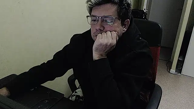 blueandwhite1 online show from 01.17.25