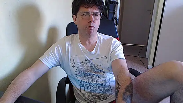 blueandwhite1 online show from 04.15.26