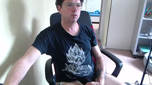 blueandwhite1 online show from 04.28.26