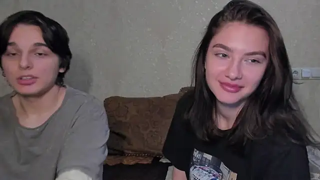 muuur fam online show from 10.04.25