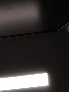 danigarci2307 online show from 10.28.25