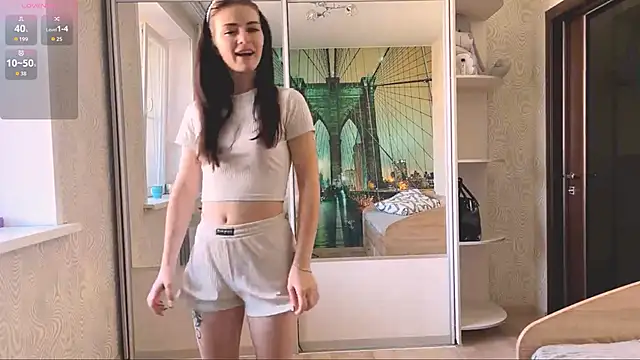 TianaWidell online show from 10.31.25