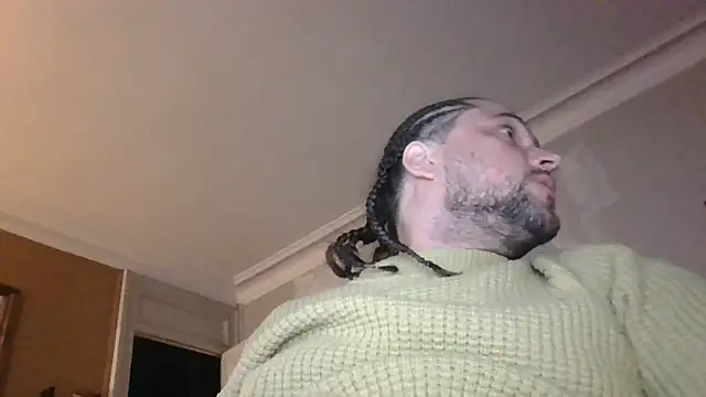 Titilouonlyf69 online show from 10.18.25