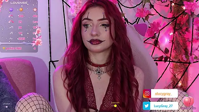 Snapshot of LucyGray chatting on 10.10.25 LucyGray online show from 10.10.25