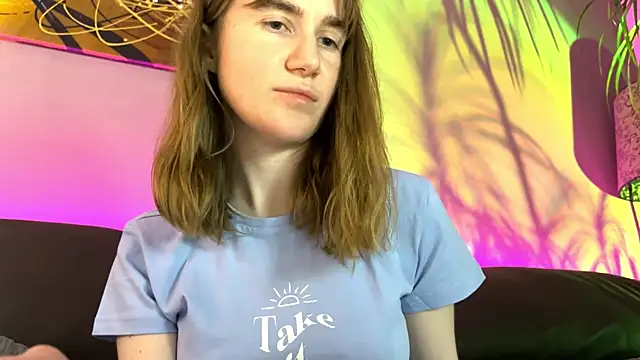 velina   online show from 09.18.25