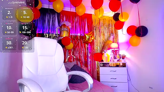 Ashley parkerr online show from 10.04.25