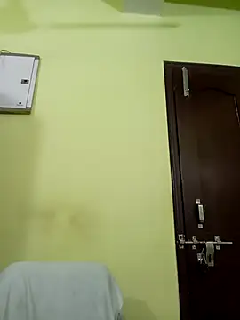 Snapshot of Mast-Haseena chatting on 11.07.25 Mast-Haseena online show from 11.07.25