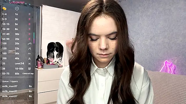 Lia rise online show from 02.21.26