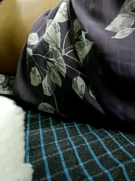 Snapshot of Hot_pooja55 chatting on 09.14.25 Hot pooja55 online show from 09.14.25