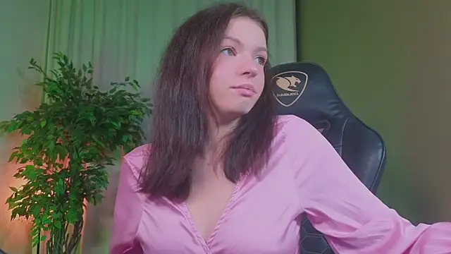 Loona Eclipse online show from 09.30.25