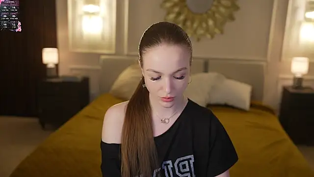 Ella 054 online show from 04.06.26