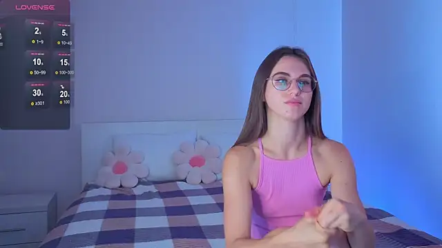 Yumi Ai online show from 09.11.25